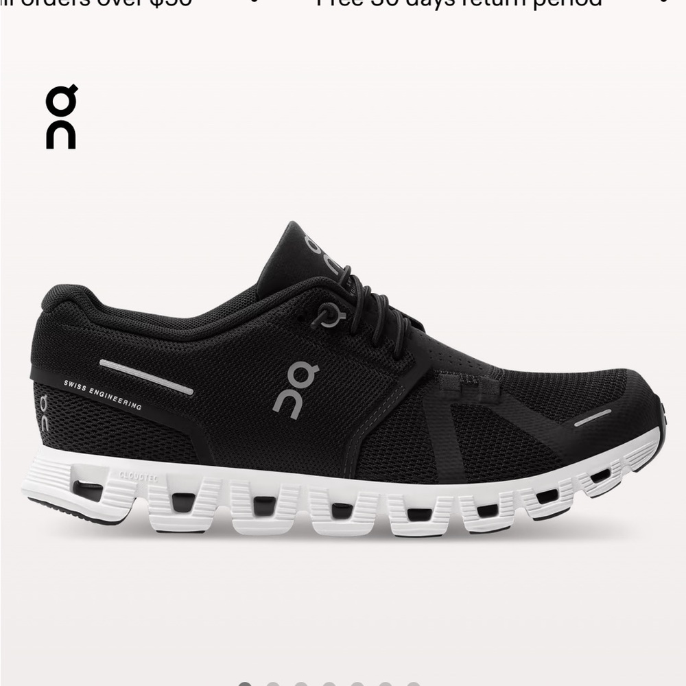 On Run On Cloud size 5 womens